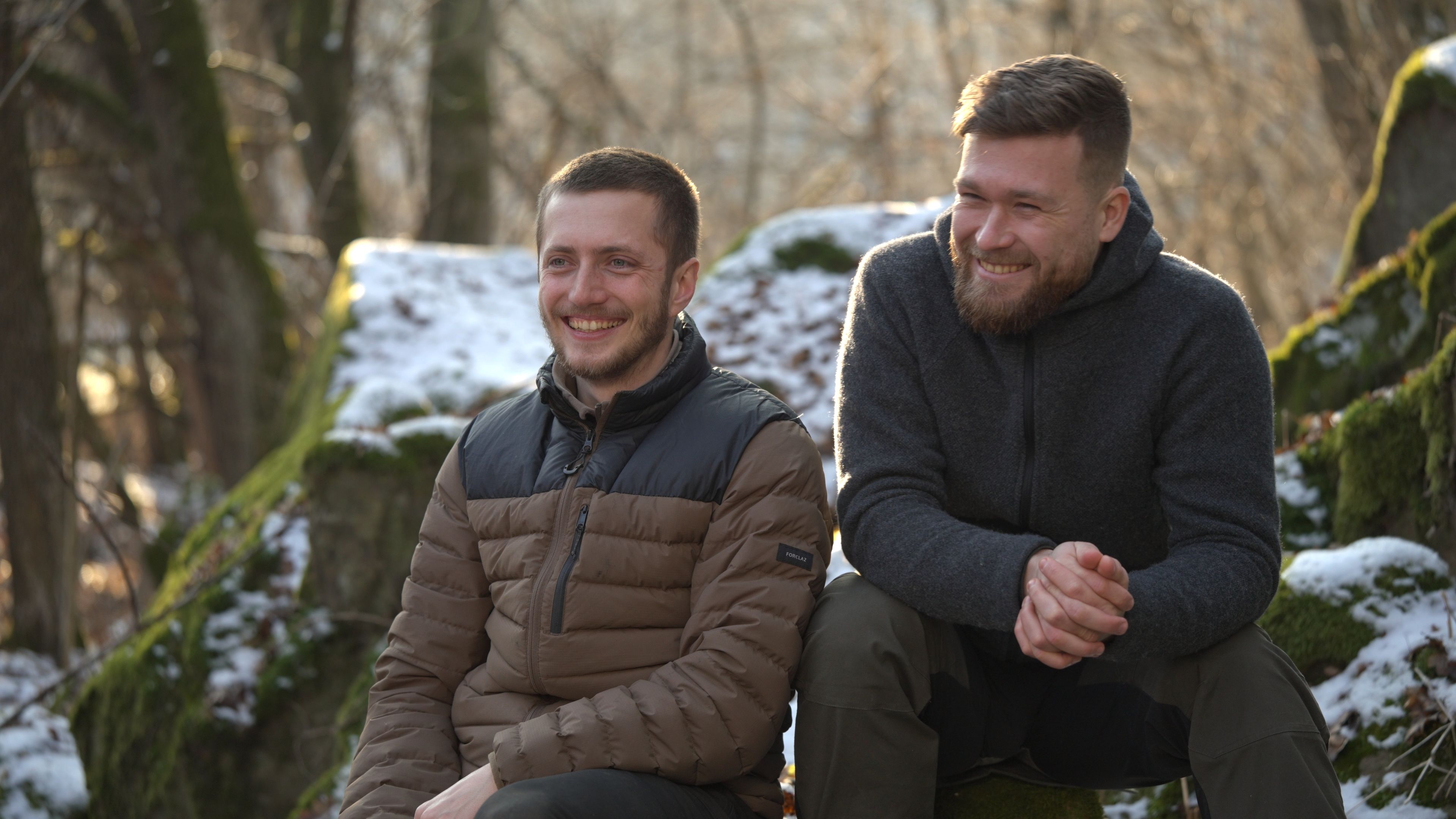 Pre Jakuba a Lukáša je čas strávený v prírode aj príležitosťou uniknúť od bežného sveta. Rozhodli sa preto svoju záľubu premeniť aj na povolanie, vďaka čomu vznikol projekt Mysli ako rys.